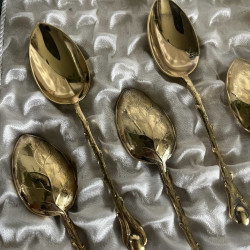 Coffret de 12 cuillères à moka - Métal doré