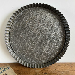 Moule à tarte à empreintes ancien