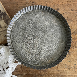 Moule à tarte à empreintes ancien