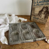 Moule à madeleines ancien