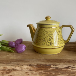 Théière vintage en faïence jaune et doré - Rio