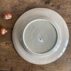 Assiettes en barbotine (lot de 11) - 215 K