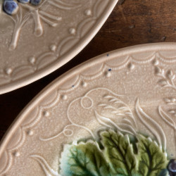 Assiettes en barbotine (lot de 11) - 215 K