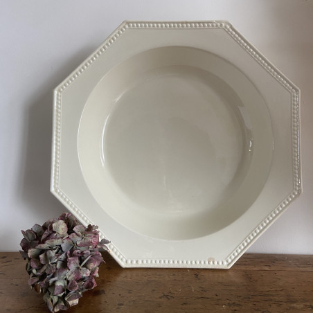 Plat creux - Faïence blanche perlée - Montereau