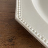 Plat de service - Faïence blanche perlée - Montereau
