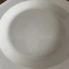 Plat semi-creux - Faïence blanche perlée - Montereau