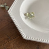 Plat ovale - Faïence blanche perlée - Montereau