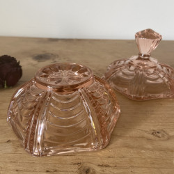 Bonbonnière vintage hexagonale en verre rose