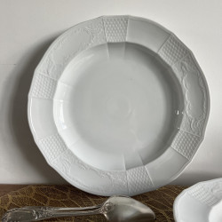 Grand plat creux en porcelaine blanche - Furstenberg